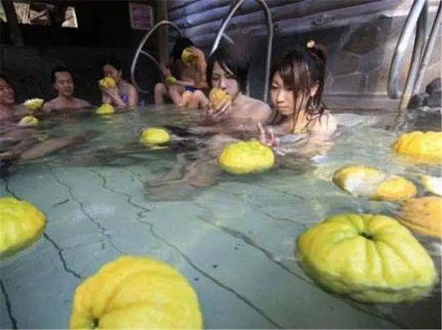日本午夜精油按摩的相关介绍