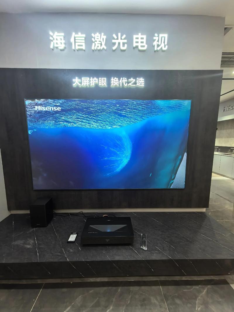 《2025最新影院热映电影推荐：高分新片观影指南（附排片/票价/影评攻略）》