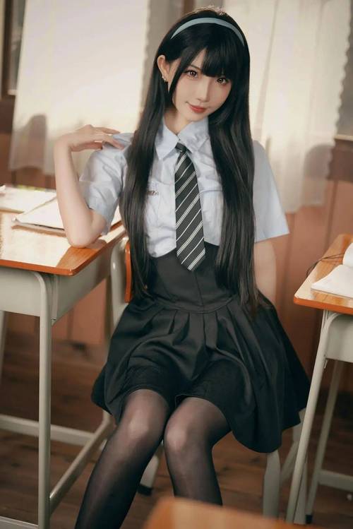 操小姑娘的逼逼视频的相关介绍