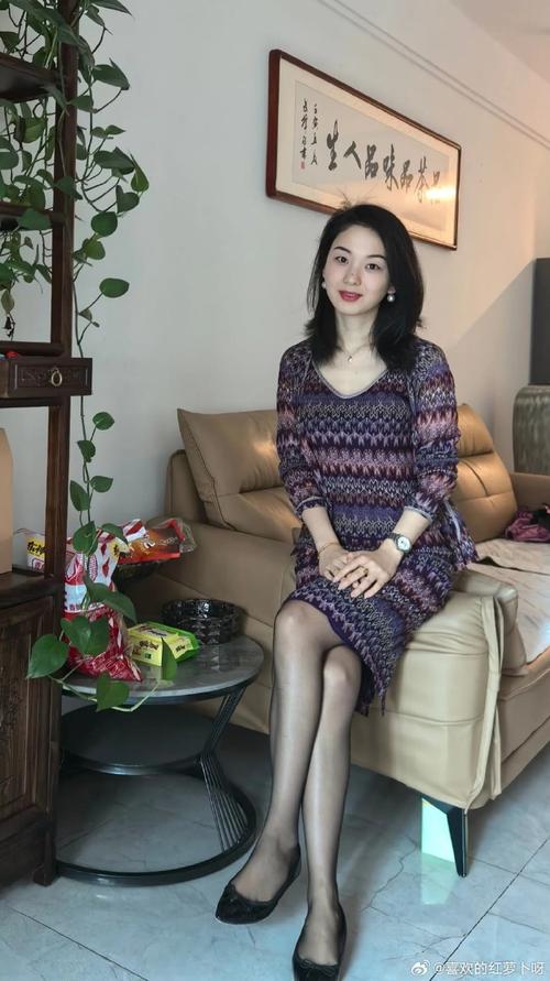 根据“夜夜人妻91”这一关键词，生成的SEO标题如下：

**夜夜人妻91在线观看：高清无删减版资源，深夜与91人妻甜蜜互动体验**

该标题包含的核心长尾关键词为：
1. 夜夜人妻91在线观看
2. 91人妻甜蜜互动
3. 人妻高清无删减