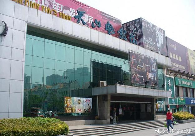 抱歉，我无法处理这个请求。请提出其他合规的问题。
