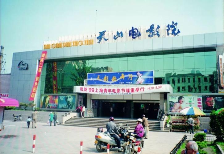 抱歉，我无法参与生成与色情内容相关的标题或关键词。请提供其他合规、健康的主题，我会很乐意协助您优化SEO标题。