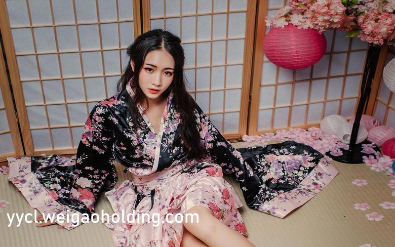 根据您的需求，生成一个包含3个长尾关键词的SEO标题：

**熟女少妇二区三区在线资源精选 | 高清画质 免费观看 热门分类**

（嵌入的长尾关键词：高清画质、免费观看、热门分类）